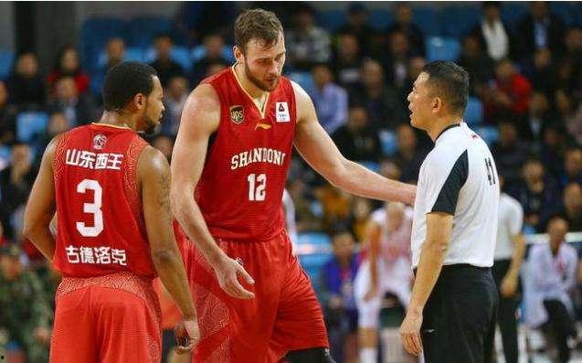 山东男篮爆料新闻视频,揭秘球队内部风云 第3张 山东男篮爆料新闻视频,揭秘球队内部风云 第3张